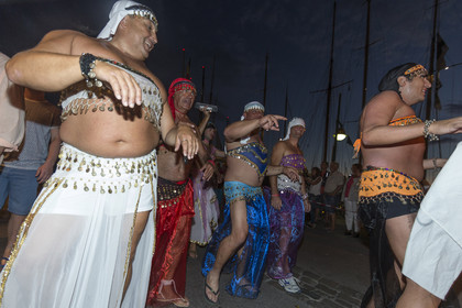 02 10 2014, Saint-Tropez (FRA,83), Voiles de Saint-Tropez 2014, Day 4, défilé des équipages   crew parade