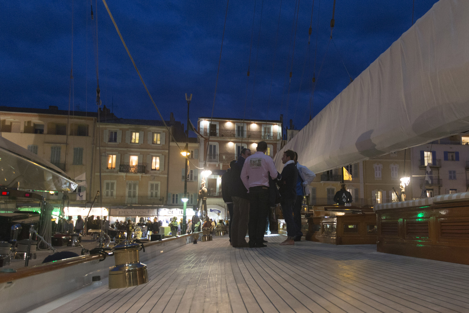 GMR_VST013D5_2027.jpg GMR_VST013D5_2027.jpg