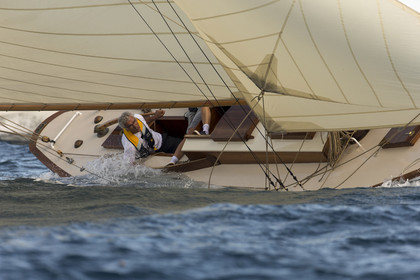 GMR_VST013D6_2853.jpg