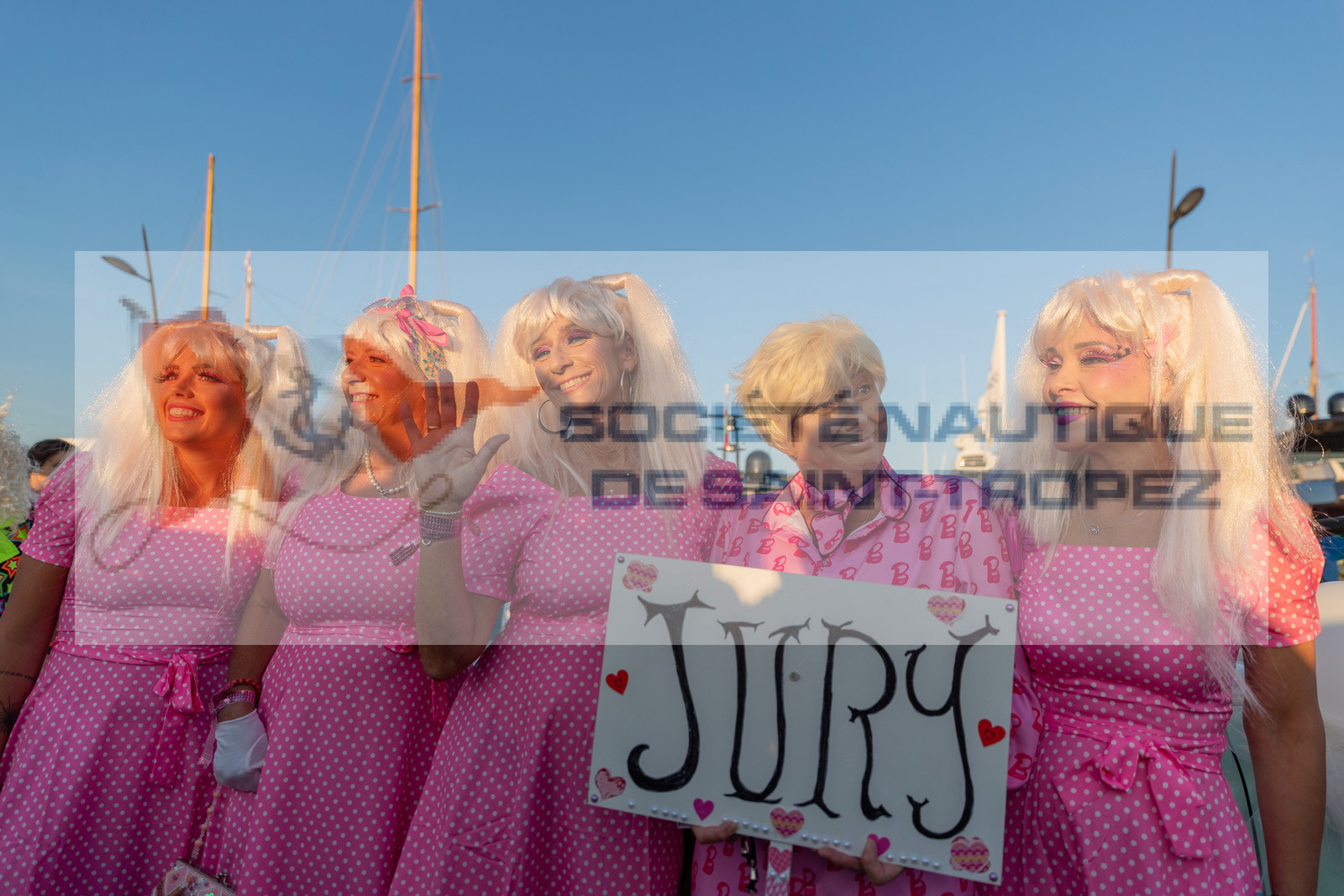 05 10 2023, Saint-Tropez (FRA,83), Les Voiles de Saint-Tropez 2023, RAce Day 5, Défilé des équipages 05 10 2023, Saint-Tropez (FRA,83), Les Voiles de Saint-Tropez 2023, RAce Day 5, Défilé des équipages