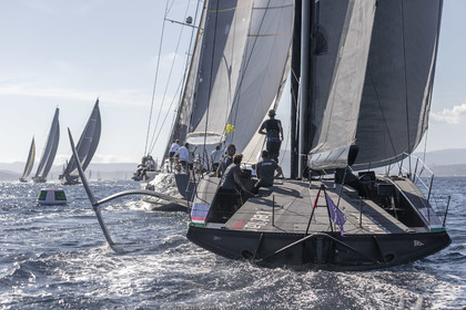 04 10 2022, Saint-Tropez (FRA,83), Voiles de Saint-Tropez 2022, Semaine 2 réservée aux maxis,  race 1